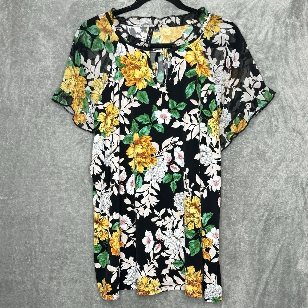 Zero 2 Eight 2X Shirt‎ Top Black Floral Sheer Short Sleeve Keyhole Round Neck